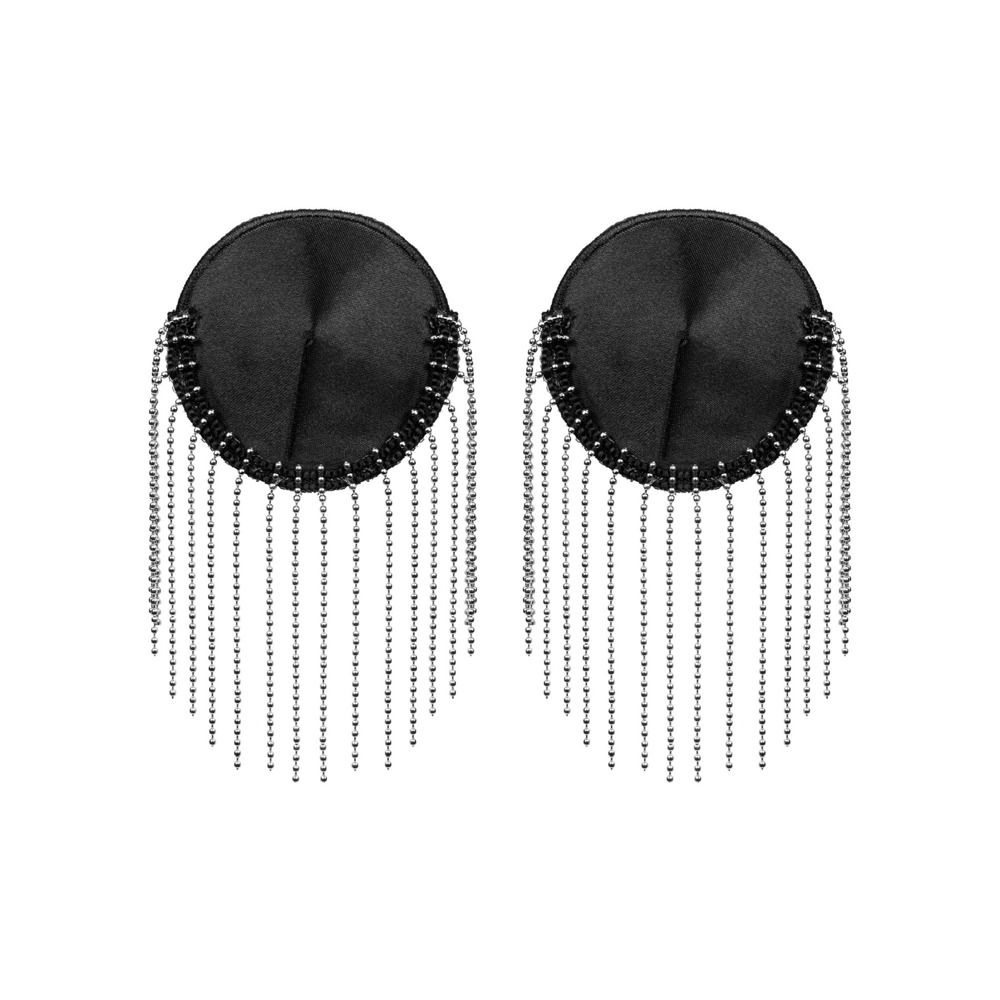 Obsessive Schwarze Nipple Cover Milladis aus edel schimmerndem Satin mit schwingenden Kettchen-Fransen. Selbstklebend un