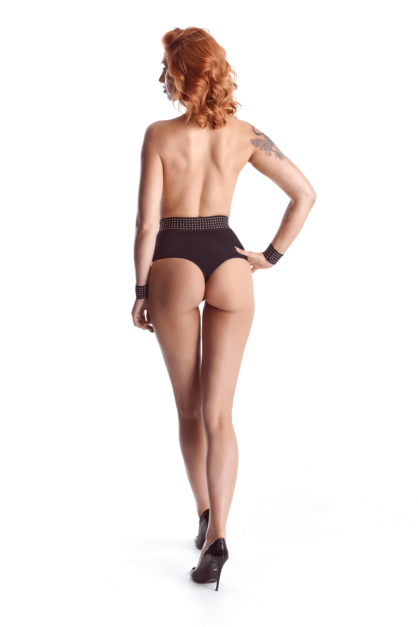 Hoch geschnittener Erotic Dessous Panty mit goldenen Punkten CBEmily001von Demoniq