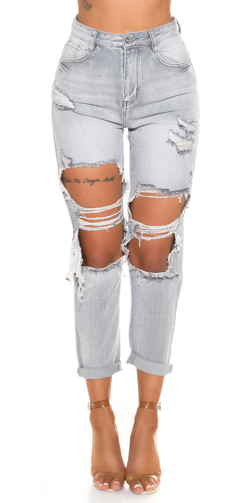 Washed out Mom Fit High Waist Jeans im Used Look mit XL Löcher