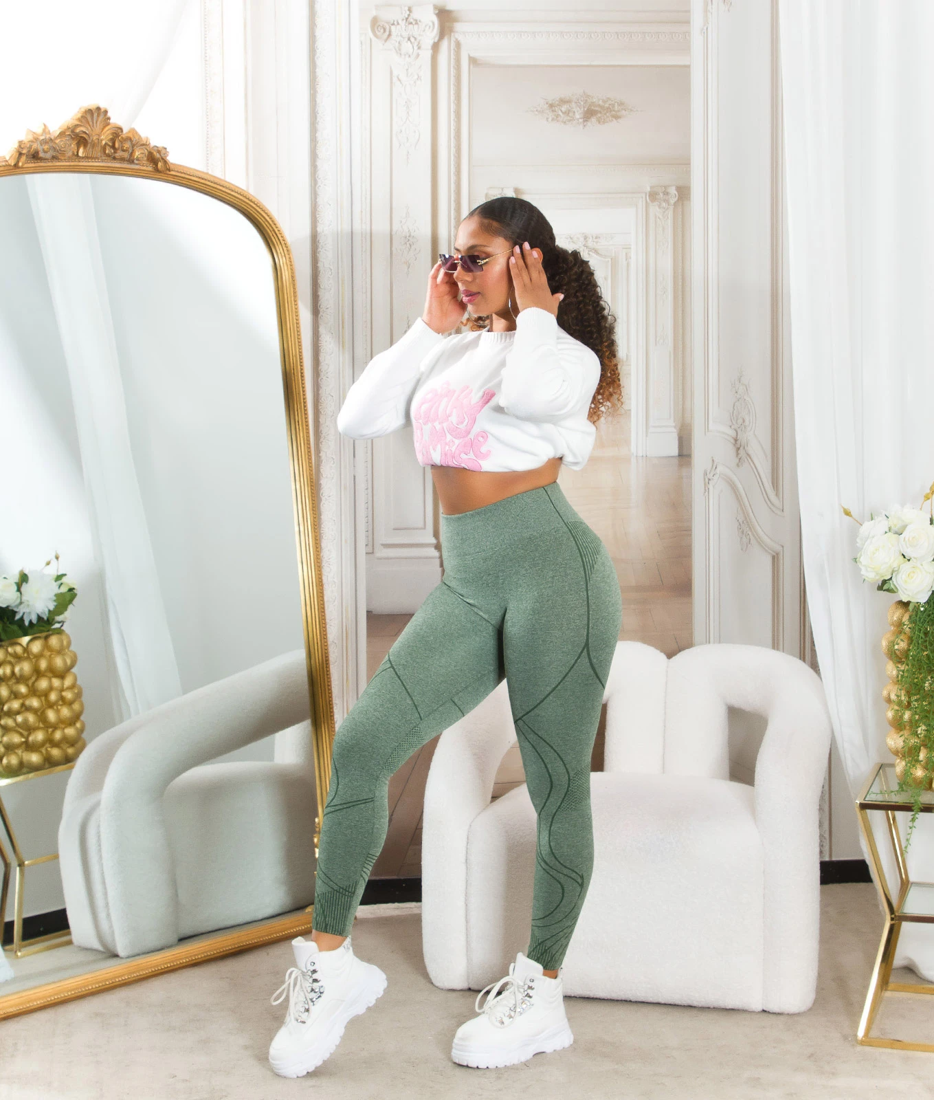 Sportliche Highwaist-Leggings mit Scrunch-Naht und stilvollem Linien-Muster für perfekten Komfort und Form