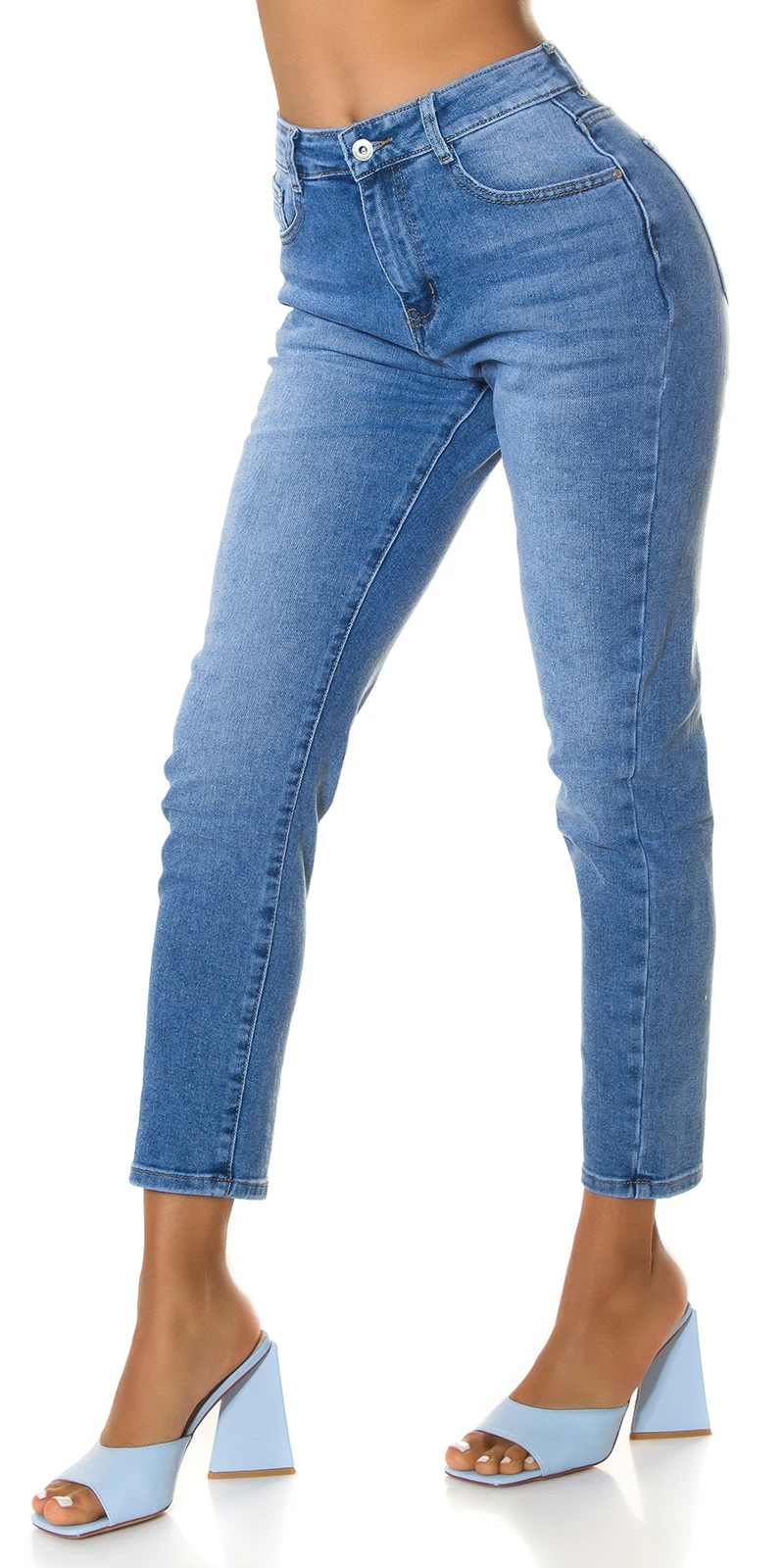 Basic Mom Fit High Waist Jeans