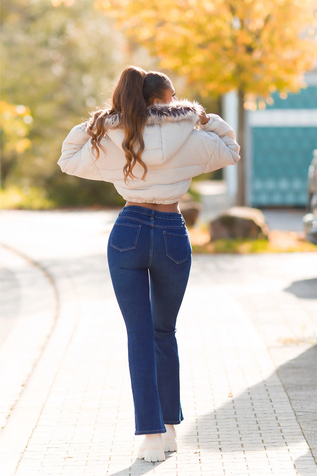 Basic High Waist Jeans mit Schlag