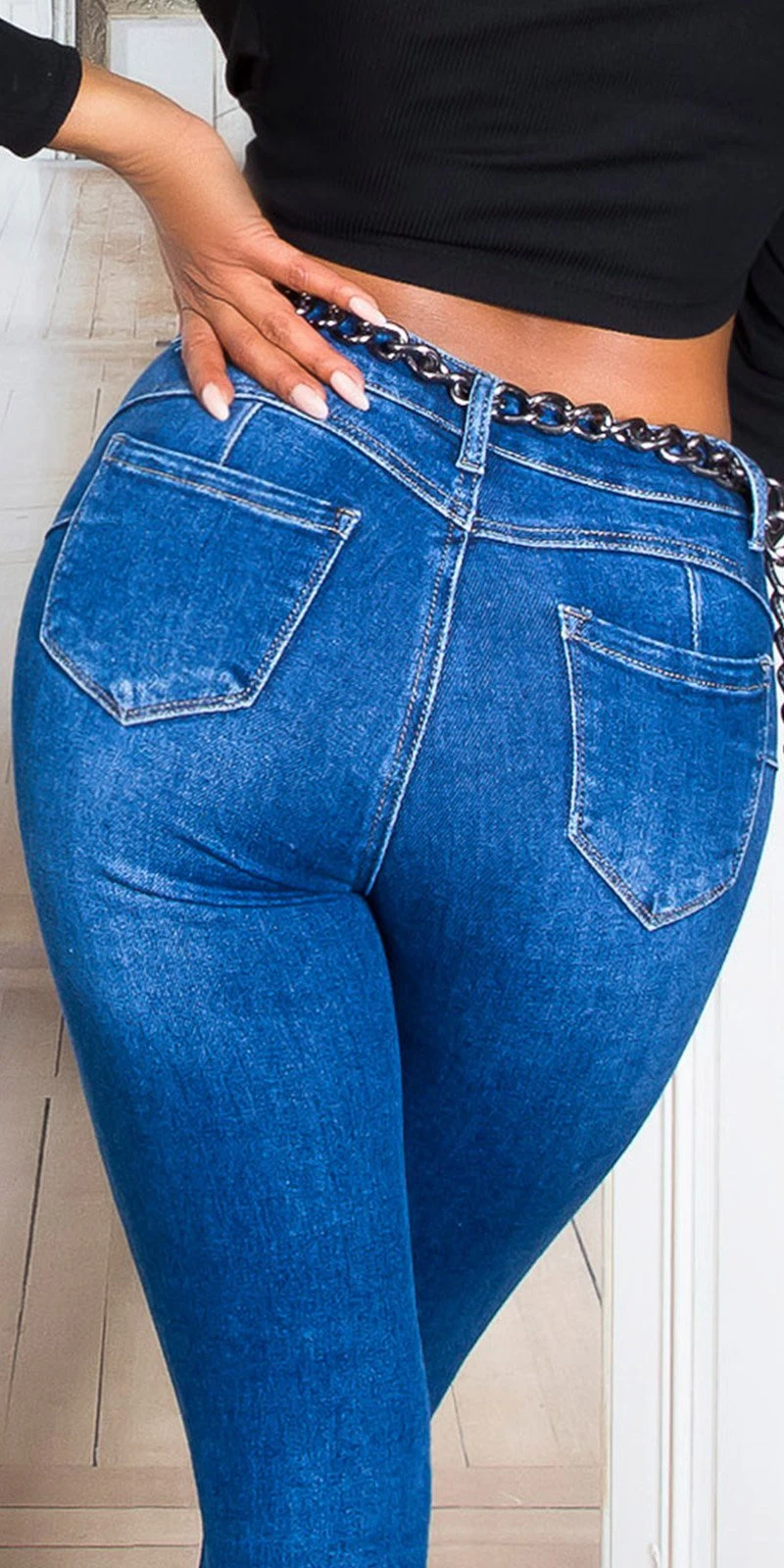 Sexy Skinny Used Look Blue Jeans im High Waist-Style mit Push up-Effekt